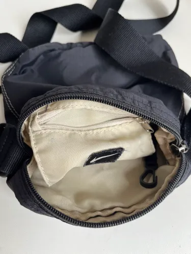 Bolsa ombro Nike preta