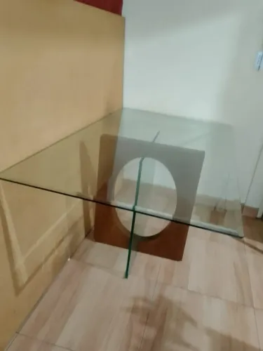 MESA DE VIDRO
