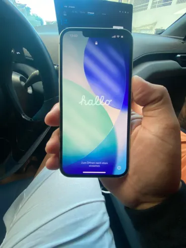 iPhone 13