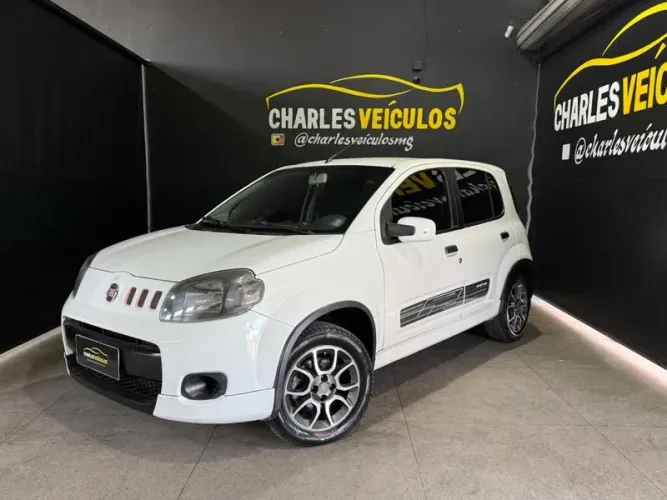 Fiat Uno Sporting 1.4 EVO Fire Flex 8V 4P 2014