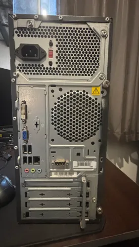 Desktop Lenovo ThinkCentre Core i3 3220 3.30Ghz