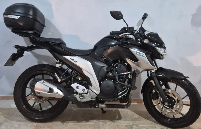 Alpha Motos - YAMAHA FZ25 2020