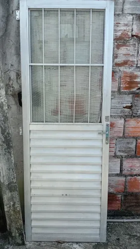 Porta de aluminio