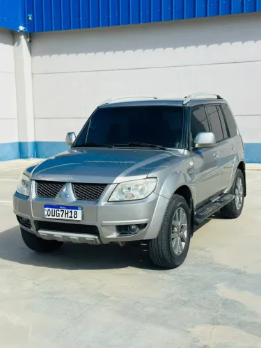 Mitsubishi Pajero TR4 2.0 Flex 16V 4X2 Aut. 2013
