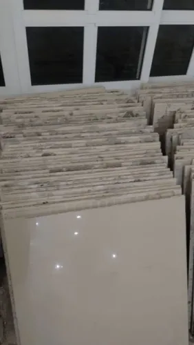 27 M2 de Piso de porcelanato 