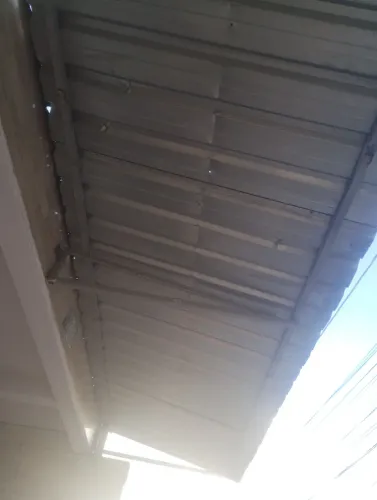 Vendo 5 telhas de alumínio de 6 metros 5000