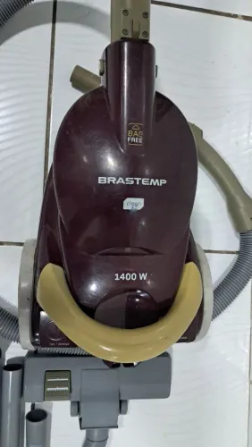 Vendo aspirador de pó Brastemp 1400 w