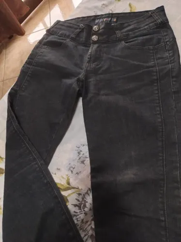 Calça feminina Walery