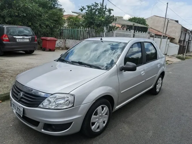 Renault Logan Expression Hi-flex 1.6 8V 4P 2012