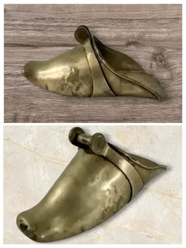 Caçamba Sapata Antiga Decoração Metal Dourado Sítio Rancho