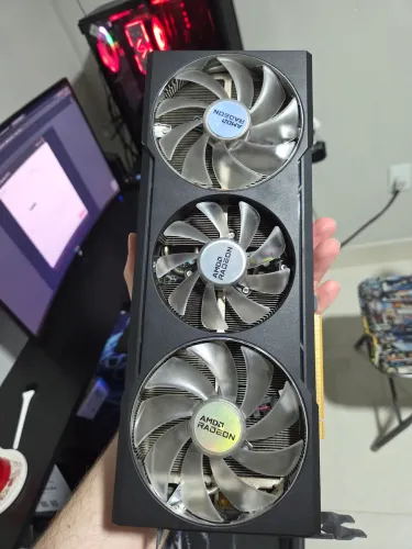 RX 6700xt Hellhound Powercolor 12gb Vram