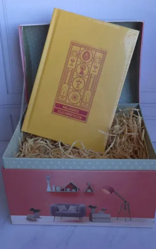 Livro Milagres Eucarísticos. Minha Biblioteca Católica.