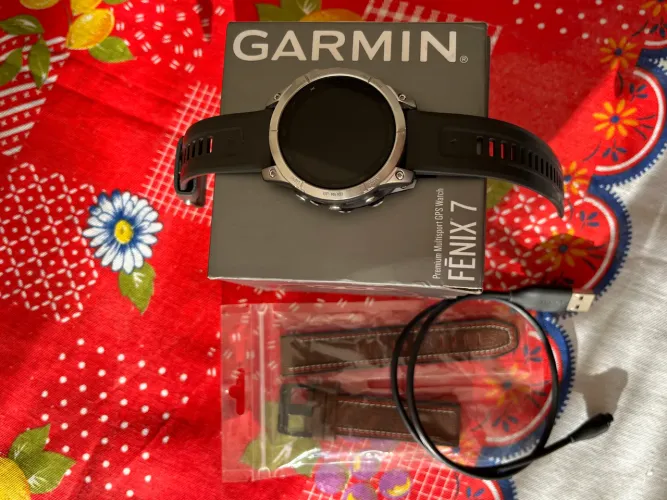 GARMIN FÊNIX 7 Premium Multisport GPS + Pulseira Extra - Na Caixa