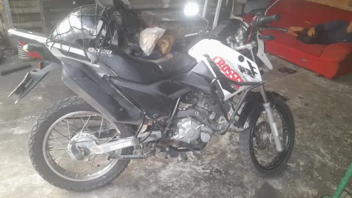 Vendo uma linda xtz 150 crosser 2015 