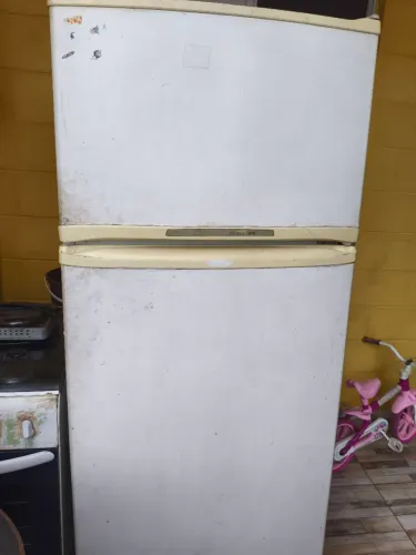 Geladeira Consul Pratice 410 Litros - Biplex - Espaçosa e Conservada