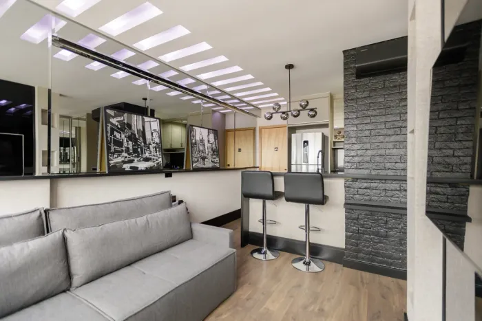 Studio 35m² mobiliado COM VAGA de garagem no Centro de Curitiba - 33º andar
