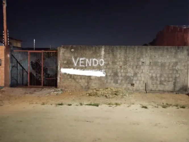 TERRENO À VENDA - PLANALTO - NATAL/RN Terreno medindo 320m² (10m x 32m)