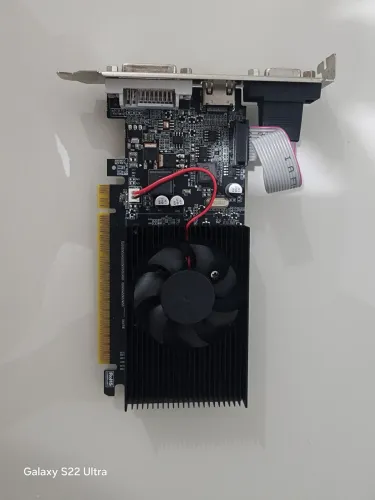 Placa de Vodeo GT 610 2 GB