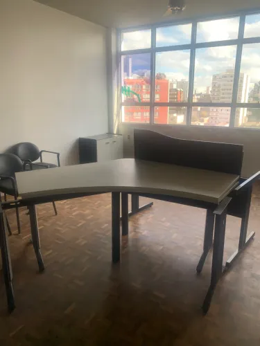 Mesas de escritório em L