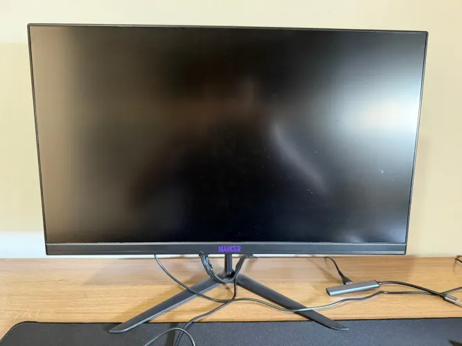 Monitor MANCER 200hz 1ms 23,9 (SO RETIRADA)
