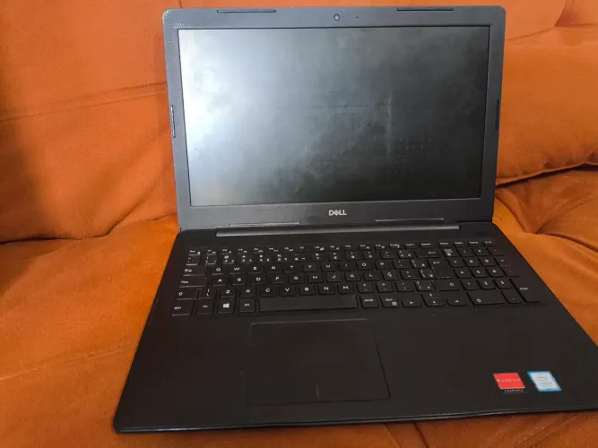 Notebook Dell Inspiron 15, processador intel core i7 8°Gen placa randeon gráfica 250gb ssd