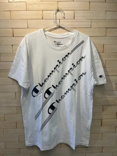 Camiseta Champion branca