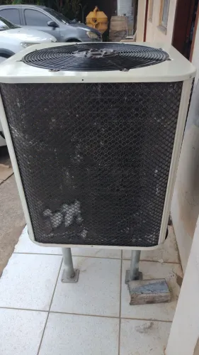 Ar condicionado piso teto 60 mil BTUs 