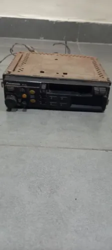 Rádio de carro Panasonic antigo