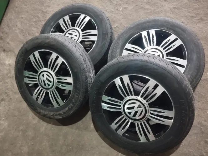 Rodas aro 14 original gol , up novas + 4 pneus 175-70 