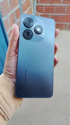 Celular tecno spark 20C