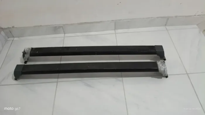 Rack de teto universal para carro valor 150.00 reais. WhatsApp *02