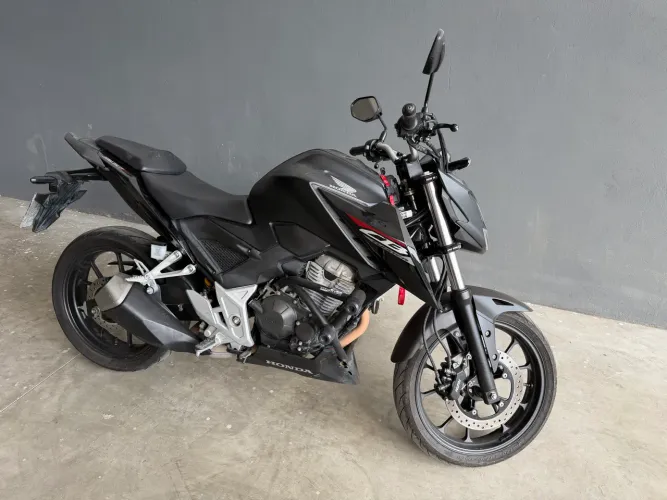 Twister cb 300 2025