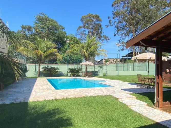 Chácara de 513m² com 06 quartos sendo 01 suíte á venda - Chácaras Rio Pardo