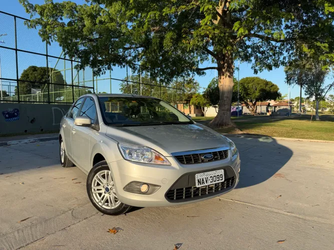 Ford Focus Sedan 2.0 16v/2.0 16V Flex 4P 2013