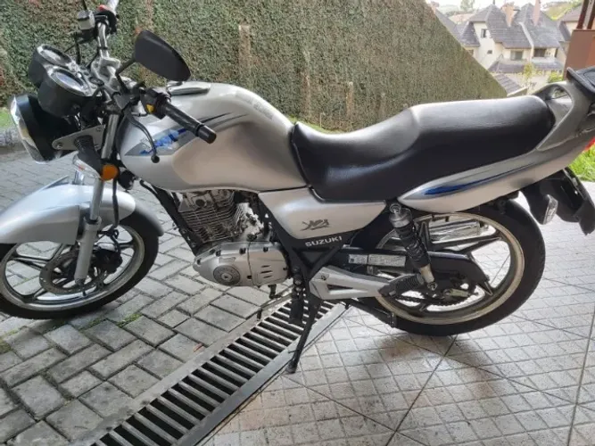 Suzuki Yes 125 - 2010 - Único Dono