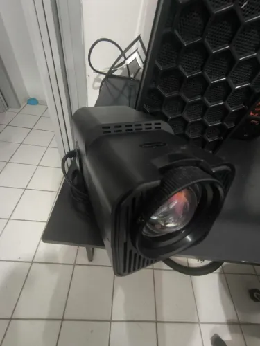 Projetor HY320