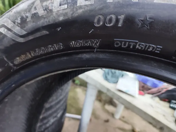 Pneu 245/50 R19 Bridgestone