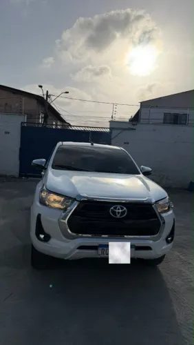 Toyota Hilux CD 4X4 2.8 Diesel Mec. 2021