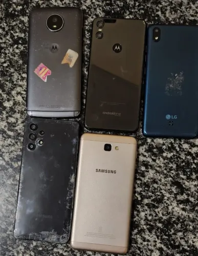 Celular Moto G sansung para retirada de peças 5 peças 230 $