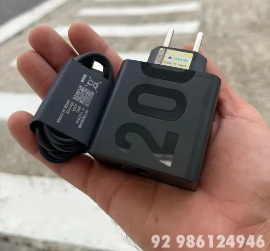 Carregador Motorola 200W - usb C - USB