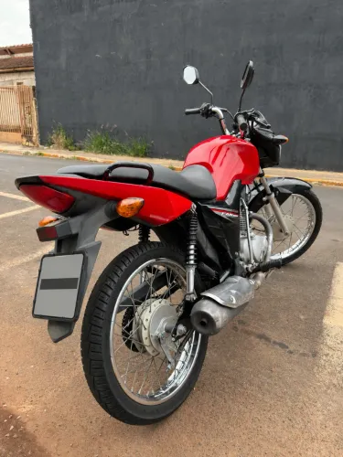 HONDA CG 125 FAN i 2018 - IMPECÁVEL - APENAS 20 MIL KM