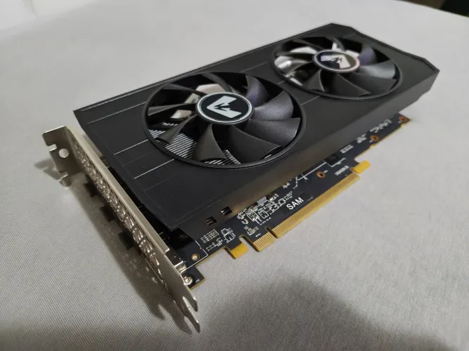AMD RX580 8gb GDDR5 256Bits, Roda Jogos em Full HD! Aceito Cartão! Leia o Anúncio 