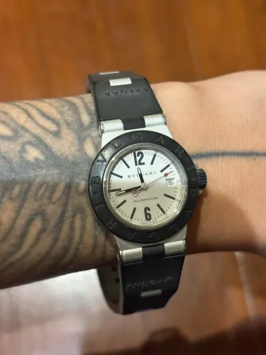 relogio BVGARI em perfeito estado