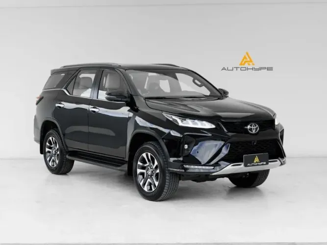 Toyota Hilux SW4 Diamond 2.8 TB 4X4 Die. Aut. 2024