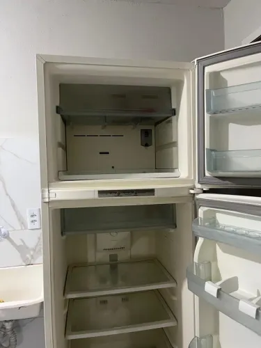 Geladeira em ótimas condições
