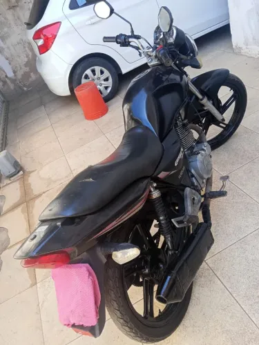 vendo moto Suzuki gsr 2016