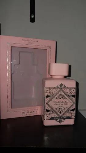 Perfume Badee Al Oud Noble Blush Lattafa 100ml Original.