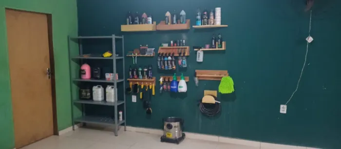 Vende-se estética automotiva, os equipamentos e produtos são todos profissionais 