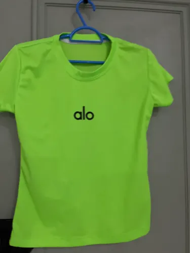 Baby look fitness neon verde