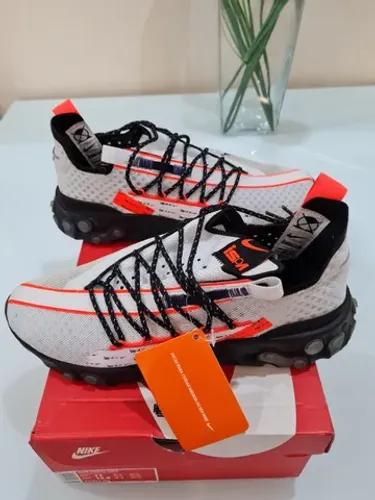Tenis nike react ispa tamanho 43 novo sem uso.